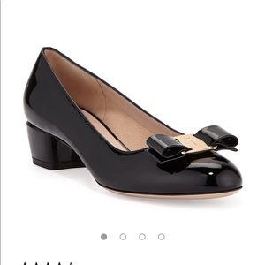 Salvatore Ferragamo Viva Pump